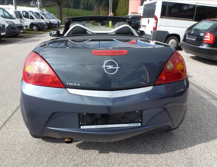 Opel Tigra Kabriolet 1,4 l 66 kw