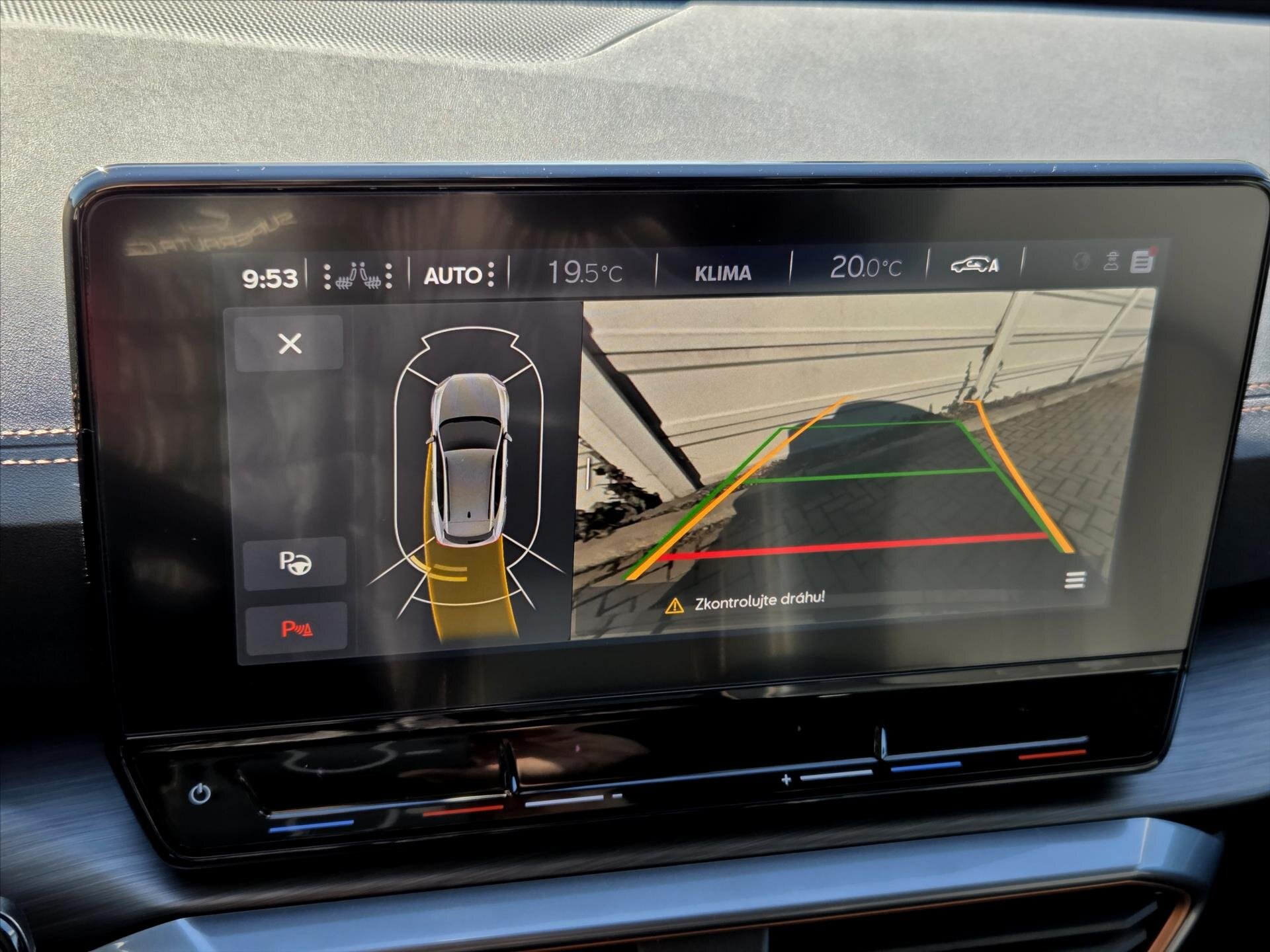 Cupra Formentor SUV / Terénní 2,0 l 140 kw