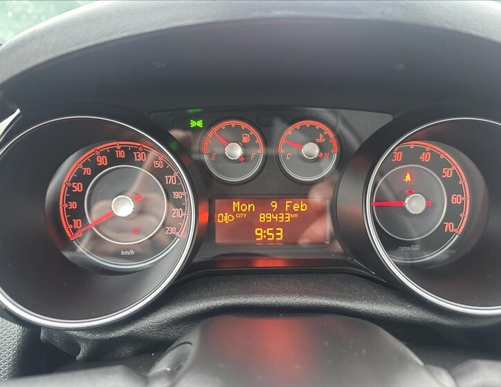 Fiat Punto Hatchback 1,4 l 57 kw