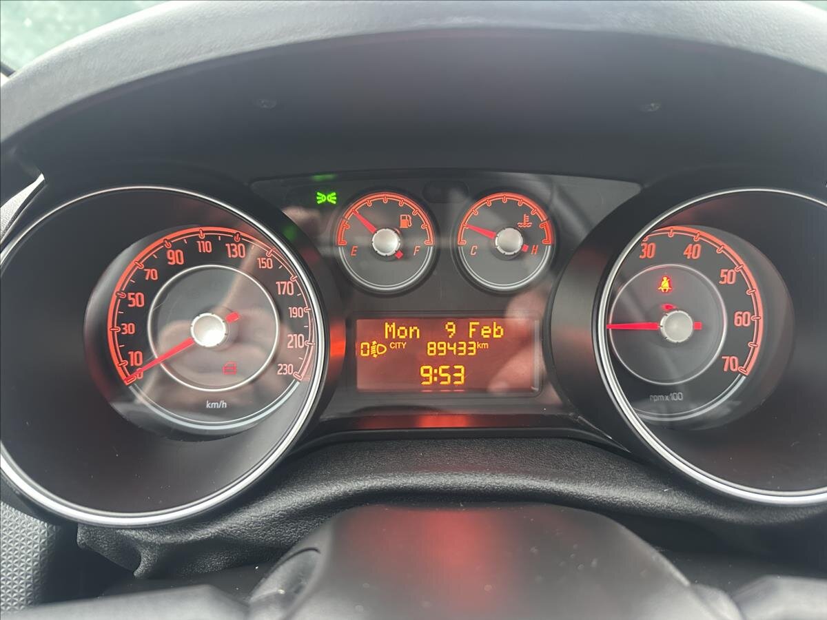 Fiat Punto Hatchback 1,4 l 57 kw