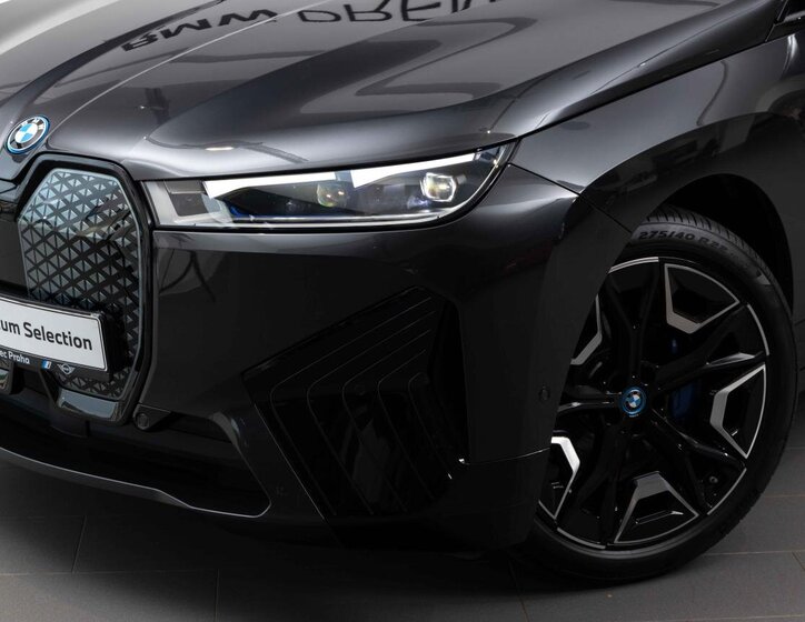 BMW iX SUV 0,0 240 kw