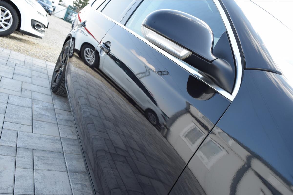 Volkswagen Golf Kombi 1,6 l 75 kw