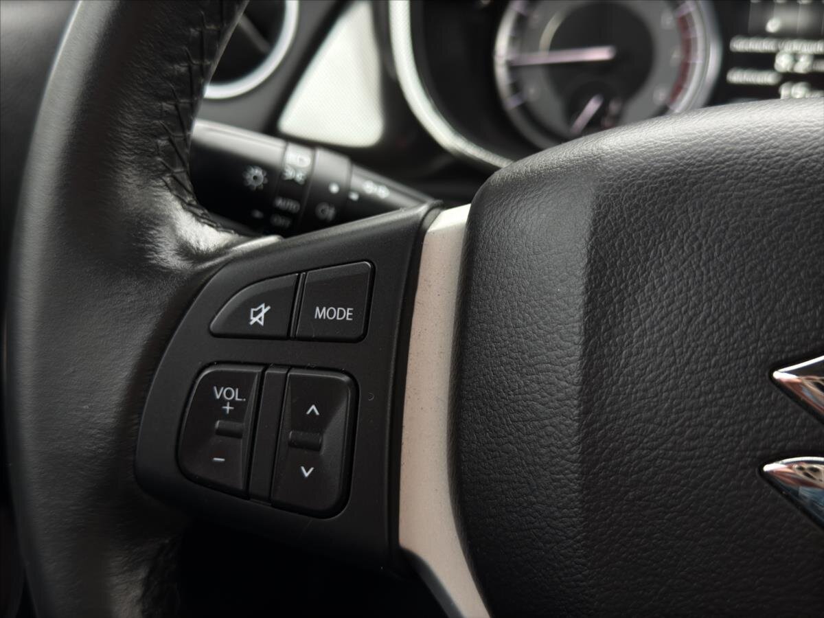 Suzuki Vitara SUV 1,4 l 95 kw
