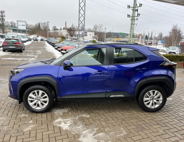 Toyota Yaris Cross SUV 1,5 l 68 kw