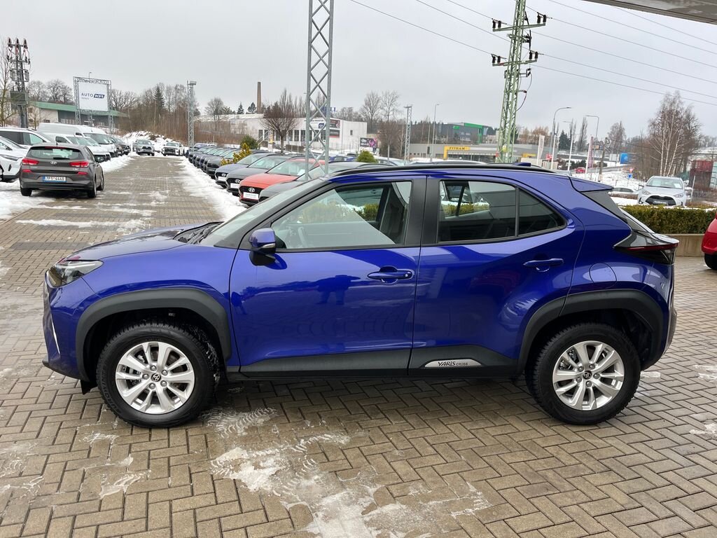Toyota Yaris Cross SUV 1,5 l 68 kw