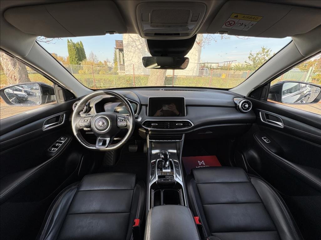 MG HS SUV 1,5 l 119 kw