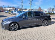 Toyota Corolla Sedan 1,5 l 92 kw