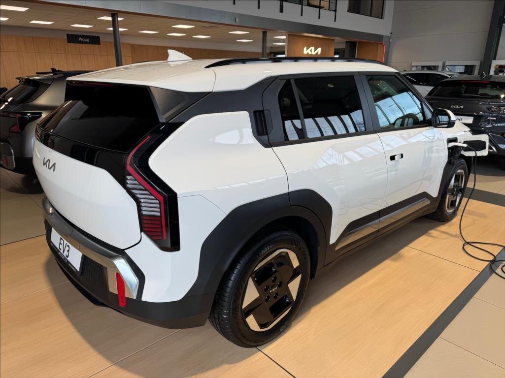 KIA EV3 SUV 0,0 150 kw