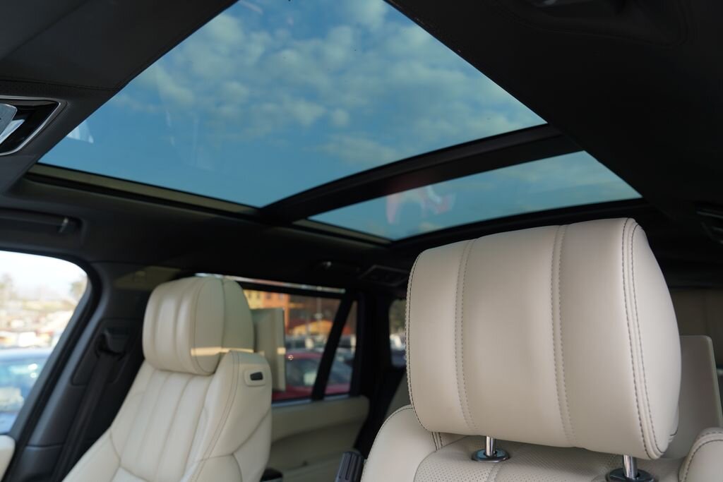 Land Rover Range Rover SUV / Terénní 4,4 l 250 kw