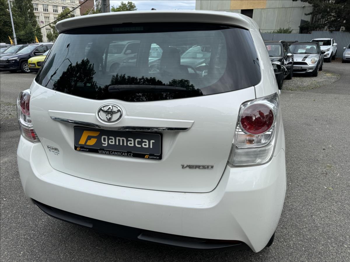 Toyota Verso MPV 2,0 l 91 kw