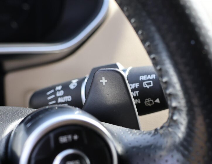 Land Rover Range Rover Sport SUV / Terénní 3,0 l 215 kw