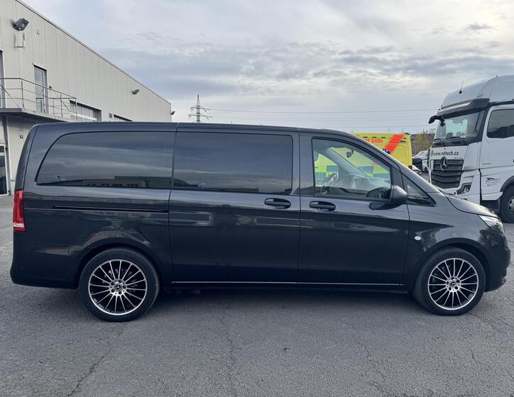 Mercedes-Benz Vito 8