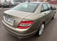 Mercedes-Benz Třídy C Sedan / Limuzína 3,0 l 170 kw