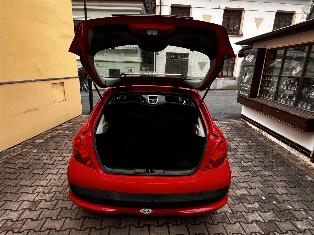 Peugeot 207 Hatchback 1,4 l 70 kw