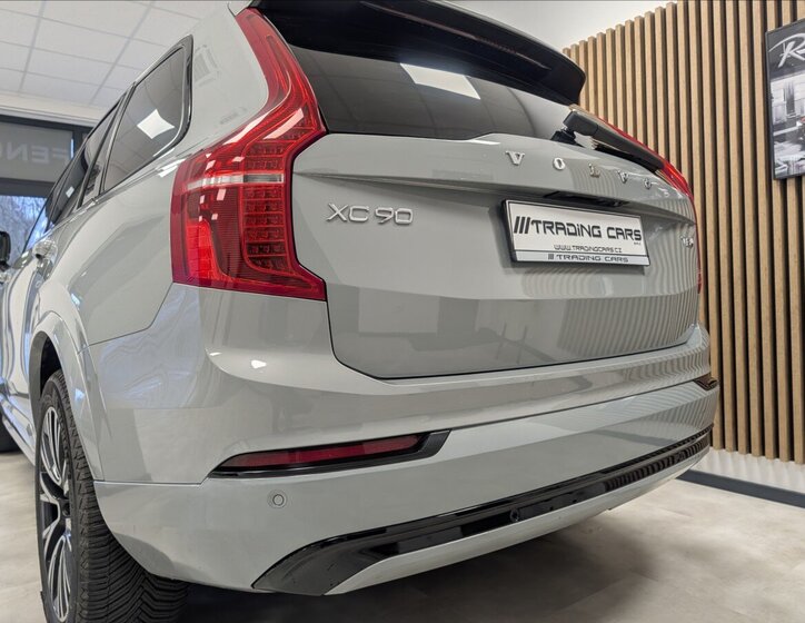 Volvo XC90 Ostatní 2,0 l 335 kw