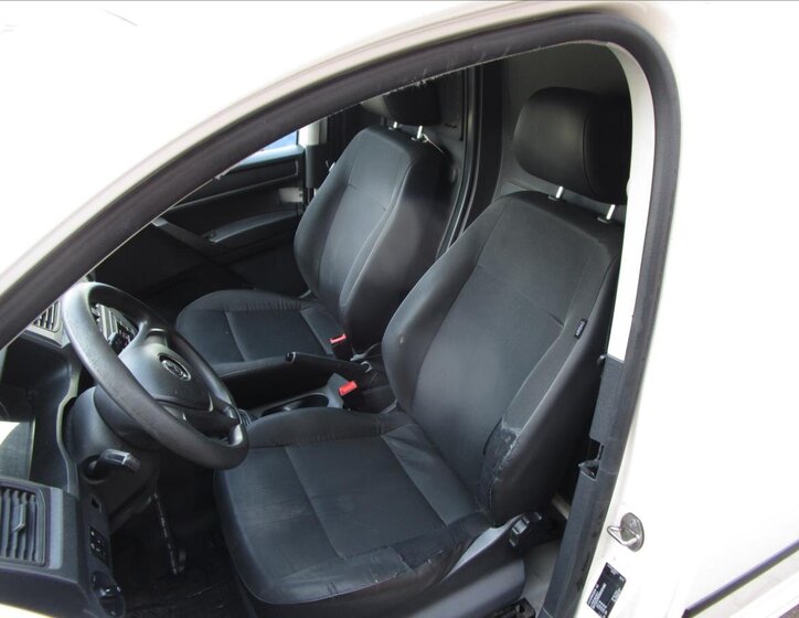 Volkswagen Caddy Skříň 2,0 l 75 kw