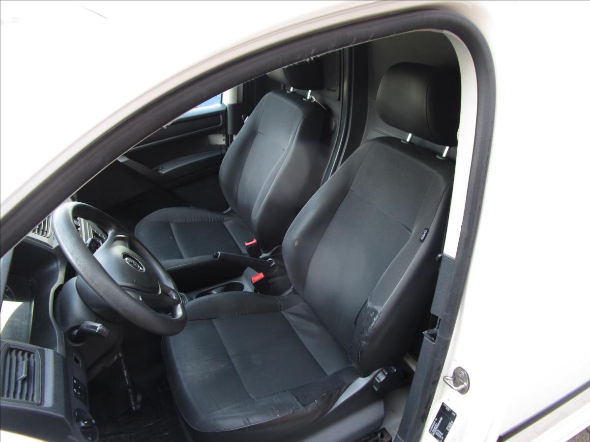 Volkswagen Caddy Skříň 2,0 l 75 kw