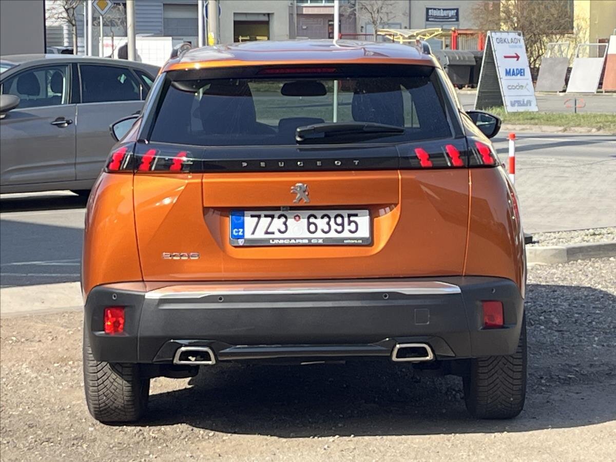 Peugeot 2008 SUV / Terénní 1,2 l 96 kw