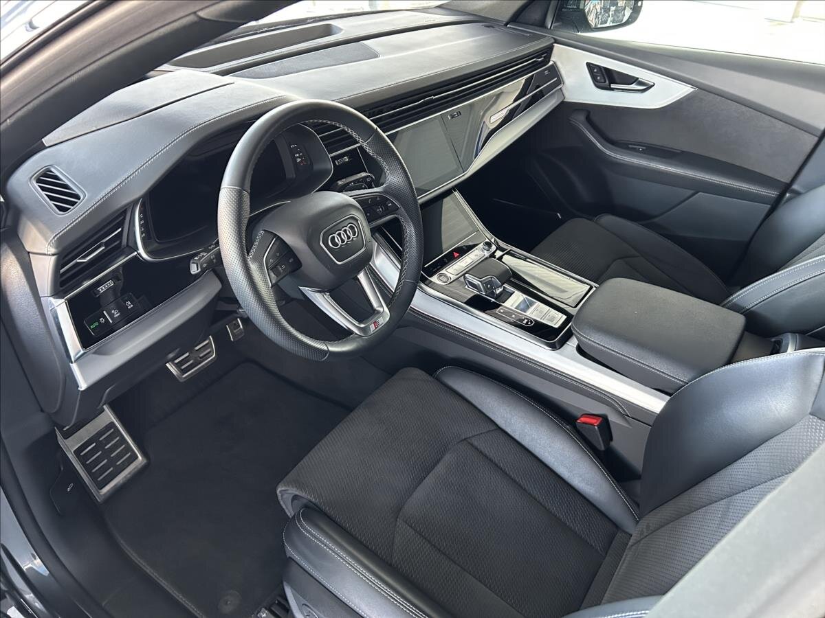 Audi Q8 SUV 3,0 l 250 kw