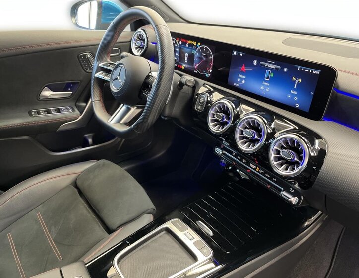 Mercedes-Benz CLA 18