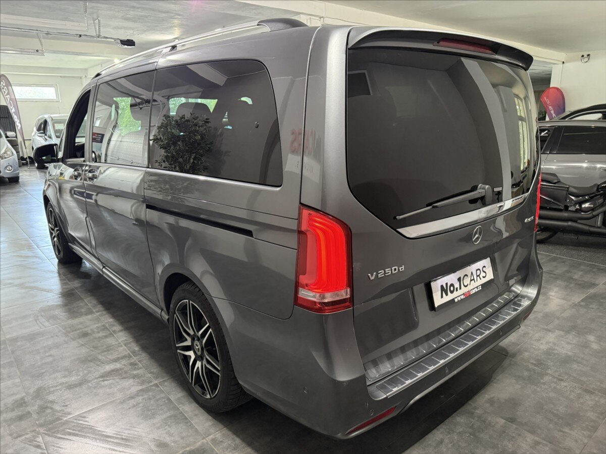 Mercedes-Benz Třídy V Kombi 2,0 l 140 kw