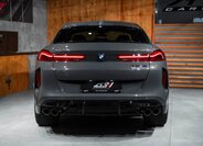 BMW X6 SUV 4,4 l 460 kw