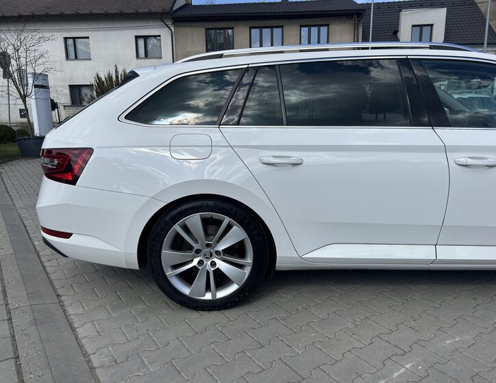 Škoda Superb Kombi 2,0 l 110 kw