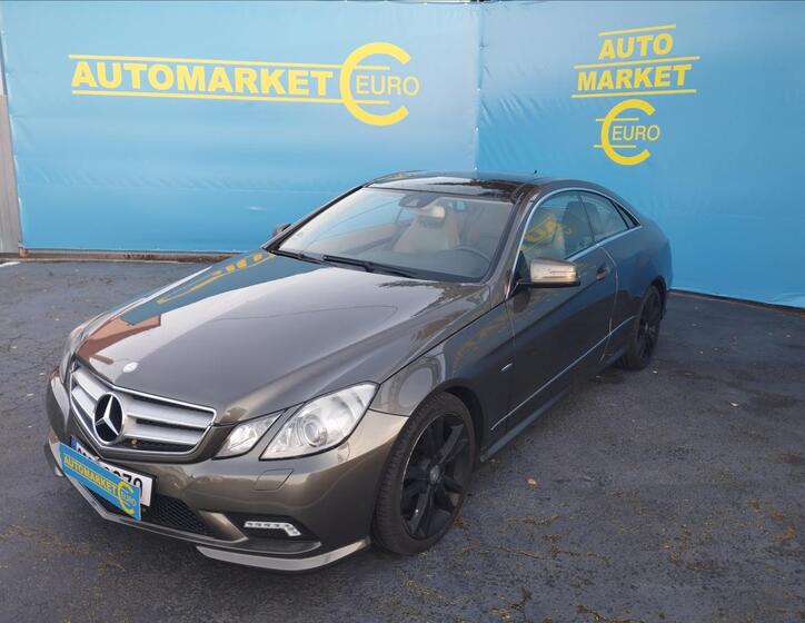 Mercedes-Benz Třídy E 1