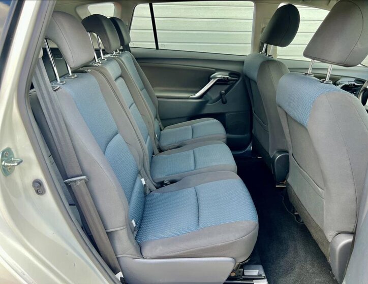 Toyota Verso MPV 1,6 l 82 kw