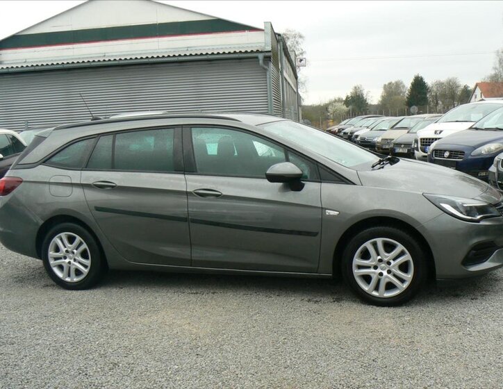 Opel Astra Kombi 1,5 l 90 kw