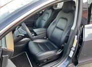 Tesla Model 3 21