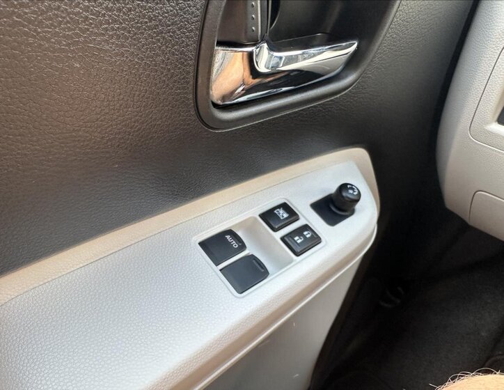 Suzuki Ignis Hatchback 1,2 l 66 kw