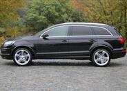 Audi Q7 6