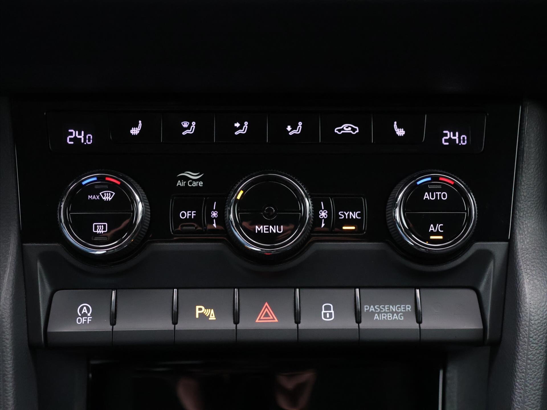 Škoda Karoq SUV / Terénní 2,0 l 85 kw