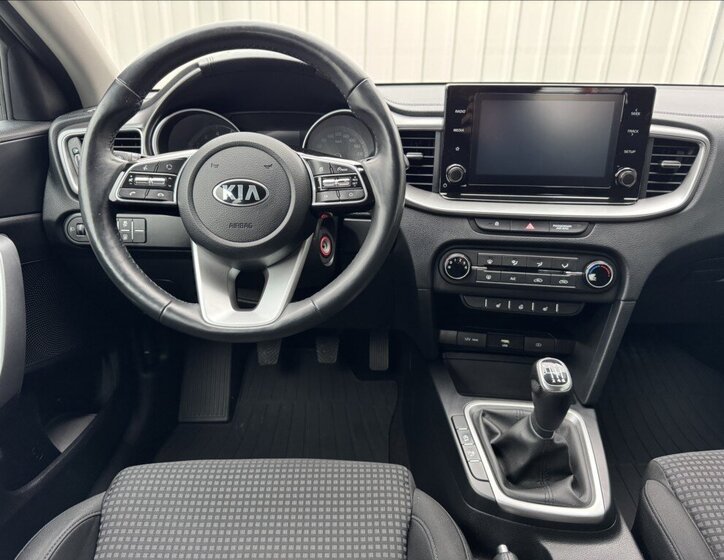 KIA Ceed Hatchback 998,0 73 kw