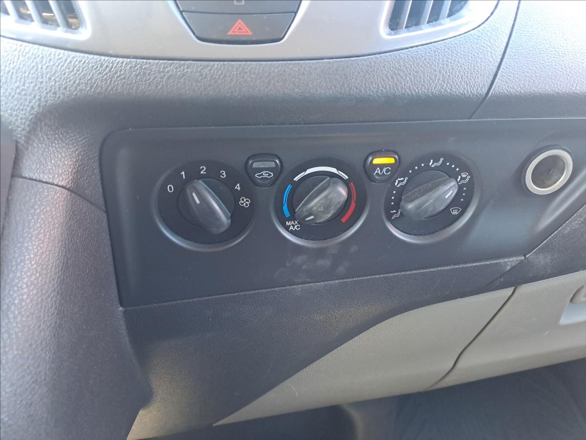 Ford Tourneo Custom Ostatní 2,0 l 96 kw