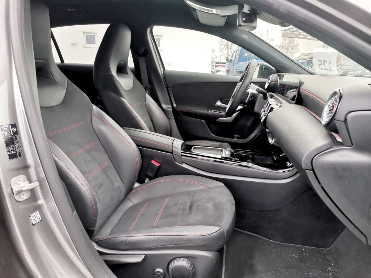 Mercedes-Benz Třídy A Hatchback 2,0 l 110 kw