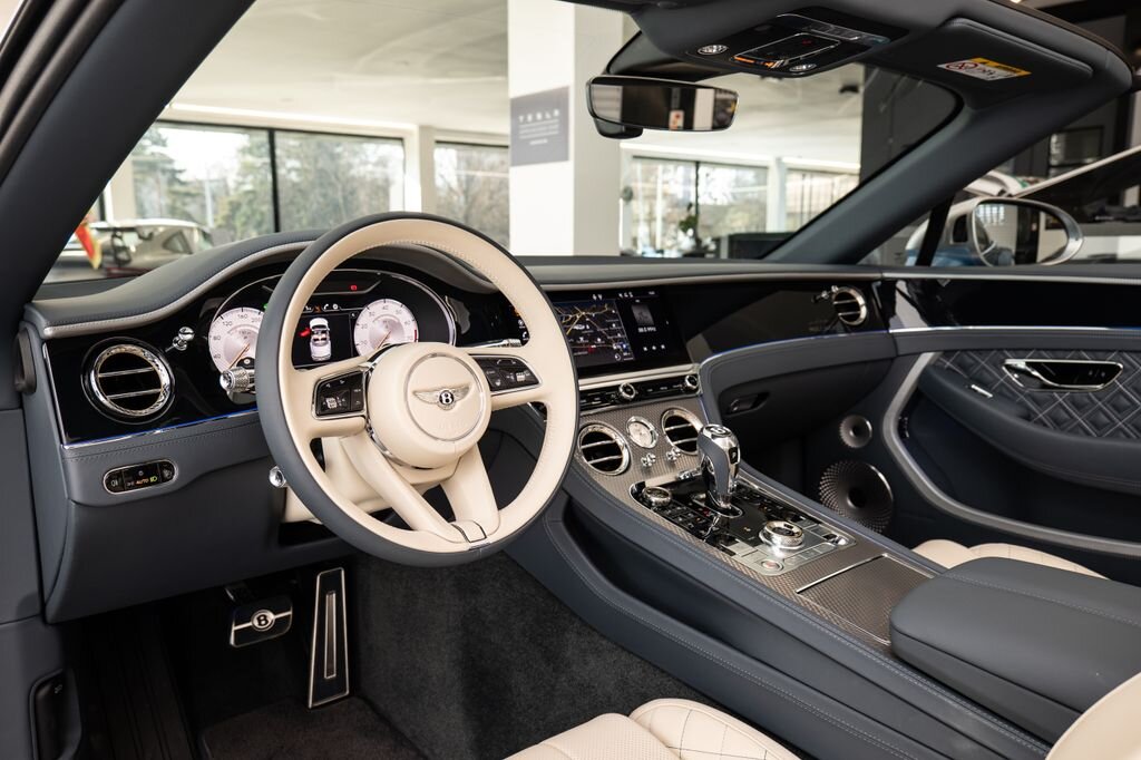 Bentley Continental GTC Kabriolet 4,0 l 404 kw