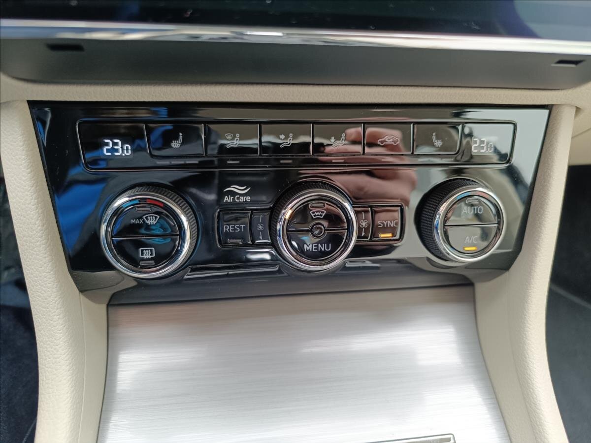 Škoda Superb Liftback 2,0 l 110 kw