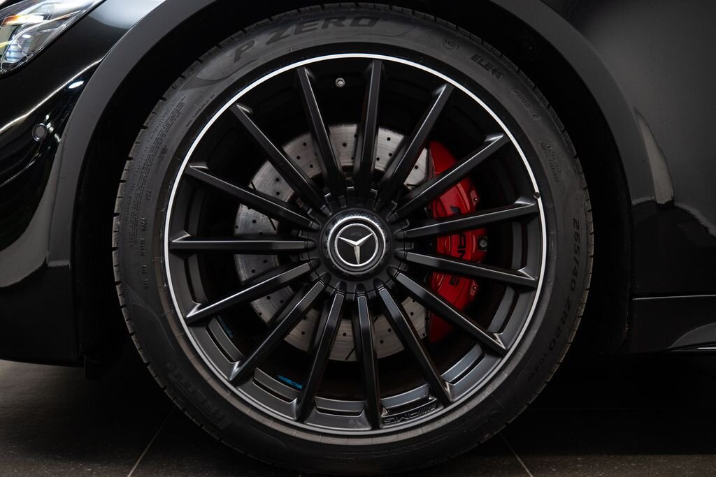 Mercedes-Benz AMG GT SUV / Terénní 4,0 l 430 kw