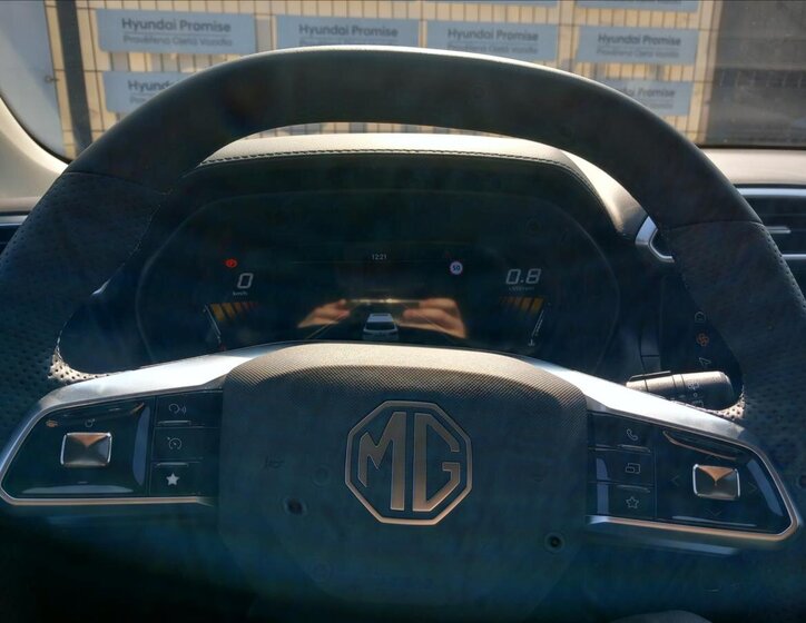 MG ZS SUV / Terénní 1,5 l 85 kw