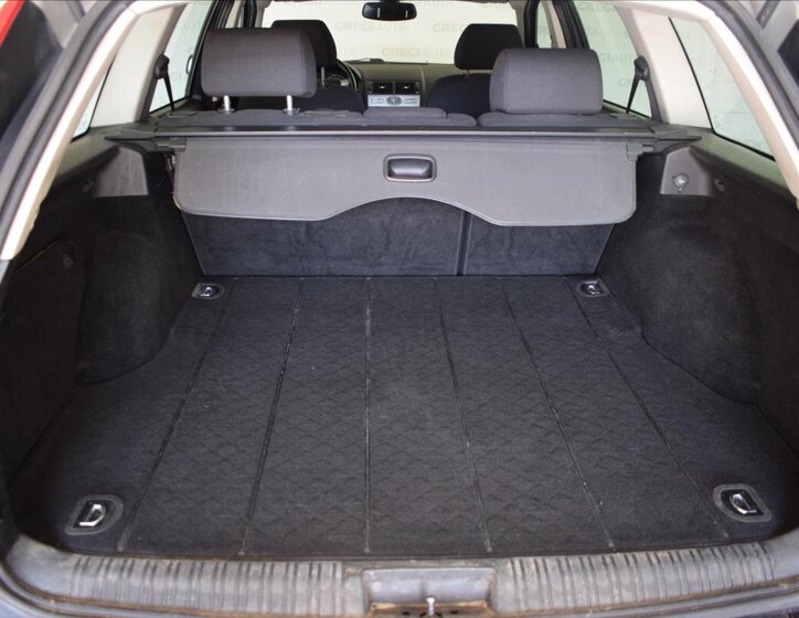 Ford Mondeo Kombi 1,8 l 92 kw