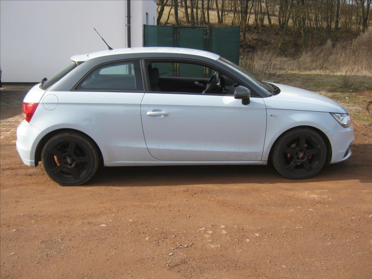 Audi A1 Kombi 1,2 l 63 kw