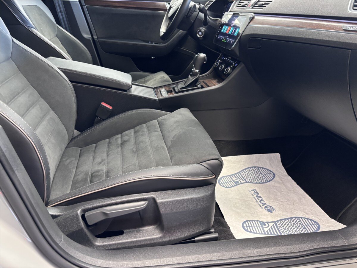 Škoda Superb Kombi 2,0 l 206 kw