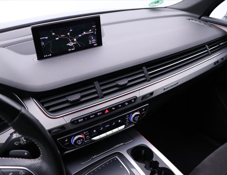 Audi Q7 SUV / Terénní 3,0 l 200 kw