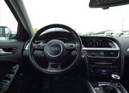 Audi A4 16