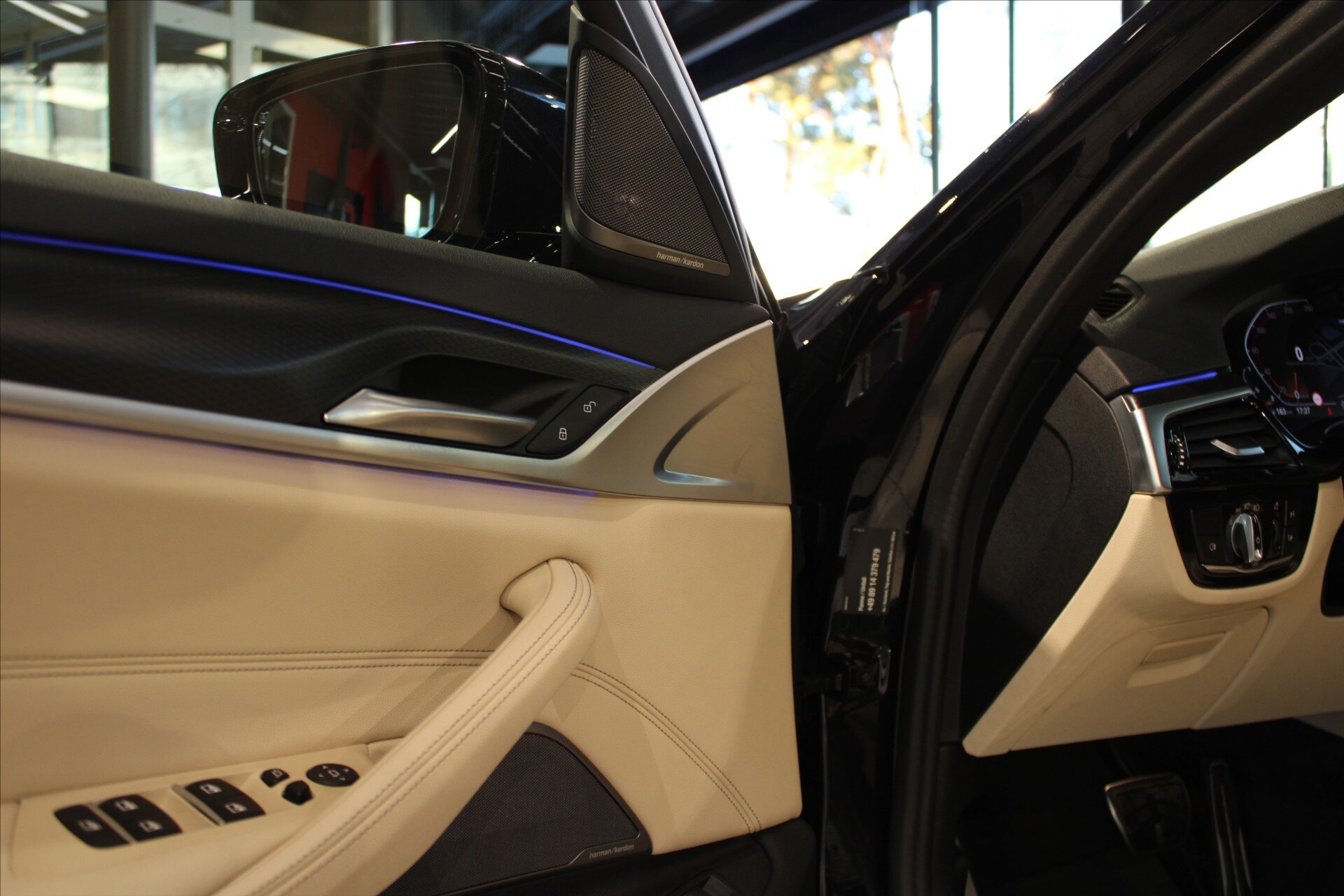 BMW Řada 5 Kombi 3,0 l 210 kw