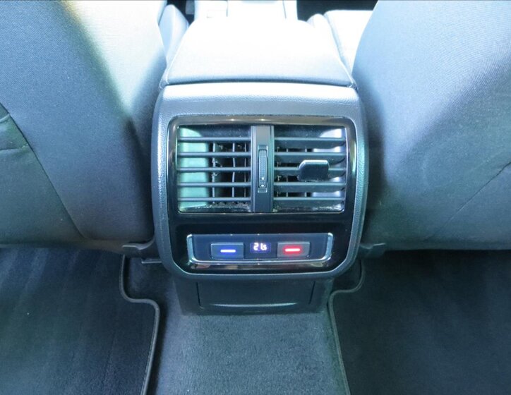 Volkswagen Passat Kombi 1,5 l 110 kw