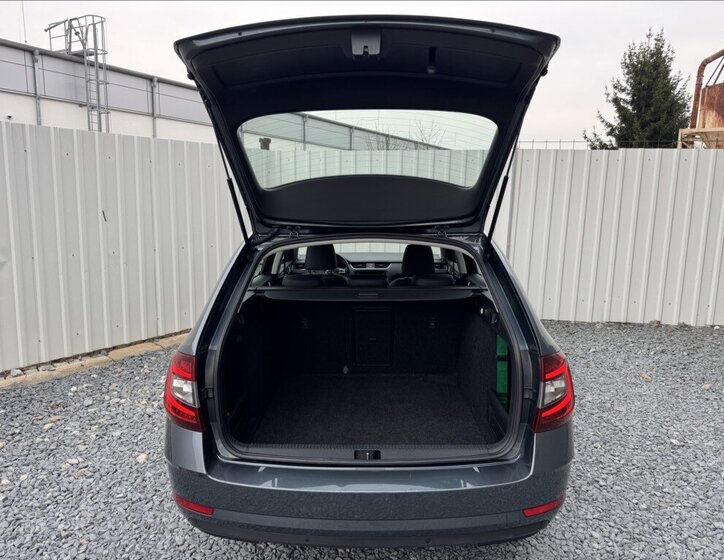 Škoda Octavia Kombi 1,5 l 110 kw