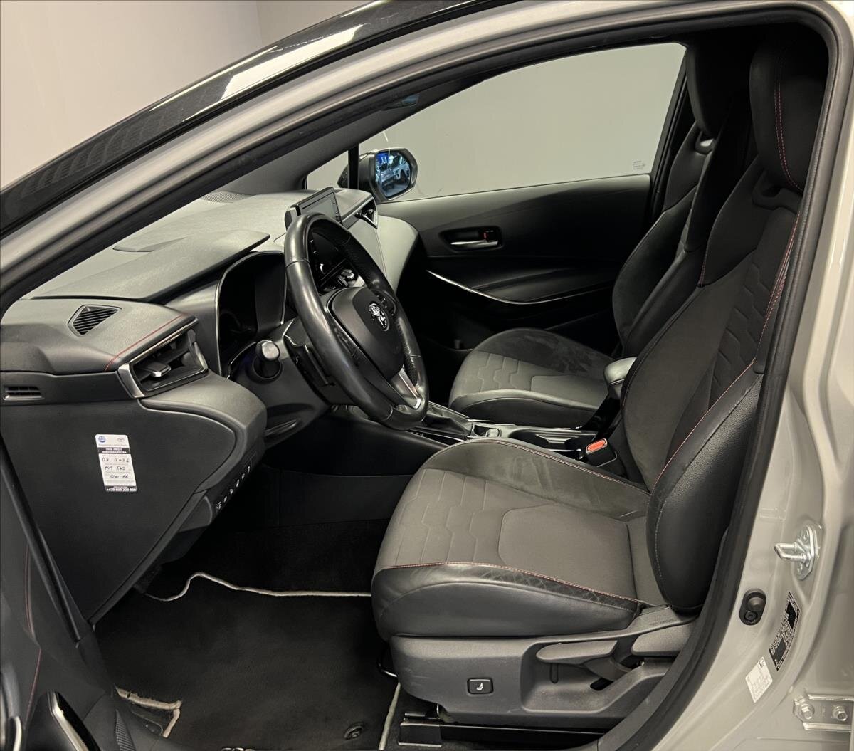 Toyota Corolla Hatchback 2,0 l 112 kw